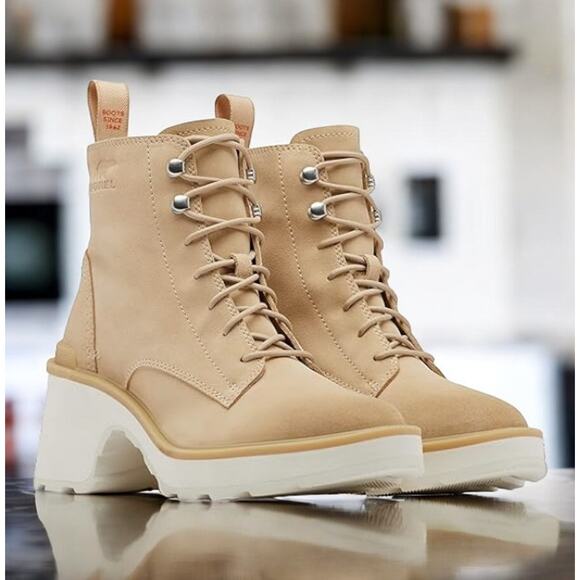 Sorel Women's  Hi- Line Heel Lace Boots Size 8.5 2009141 Ceramic, Chalk NWT - Picture 2 of 6